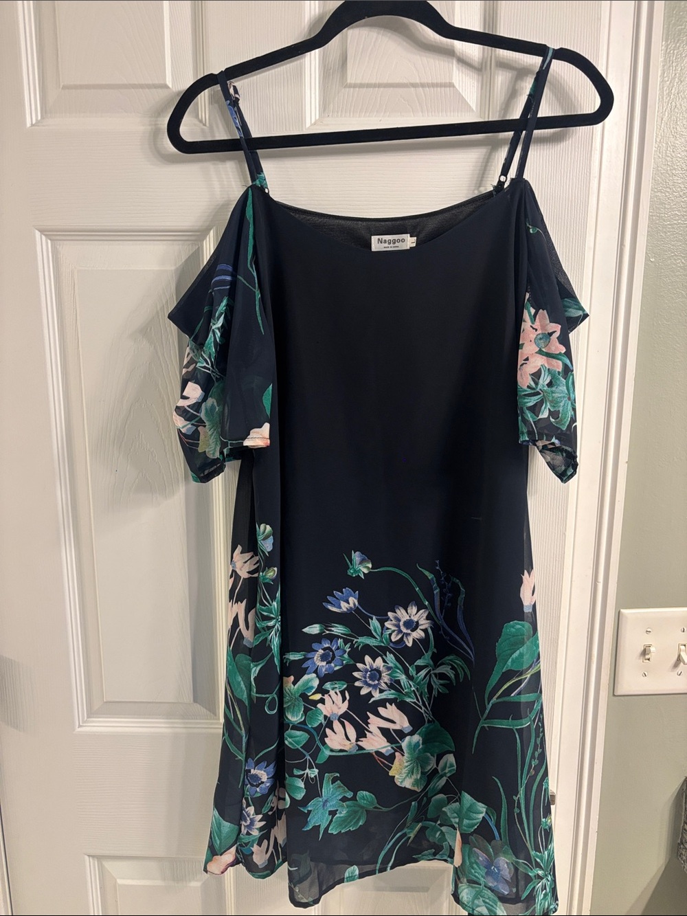 Maggy London Black Floral Cold-Shoulder Slip Dress